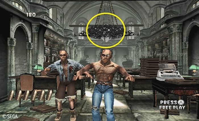 図書館内のシャンデリア