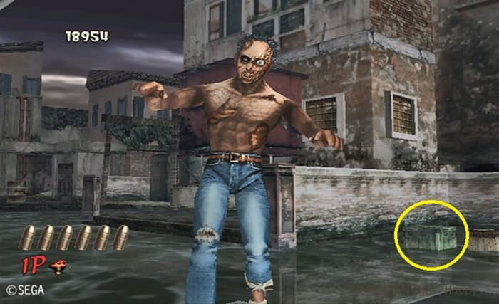 水路に浮かぶ箱